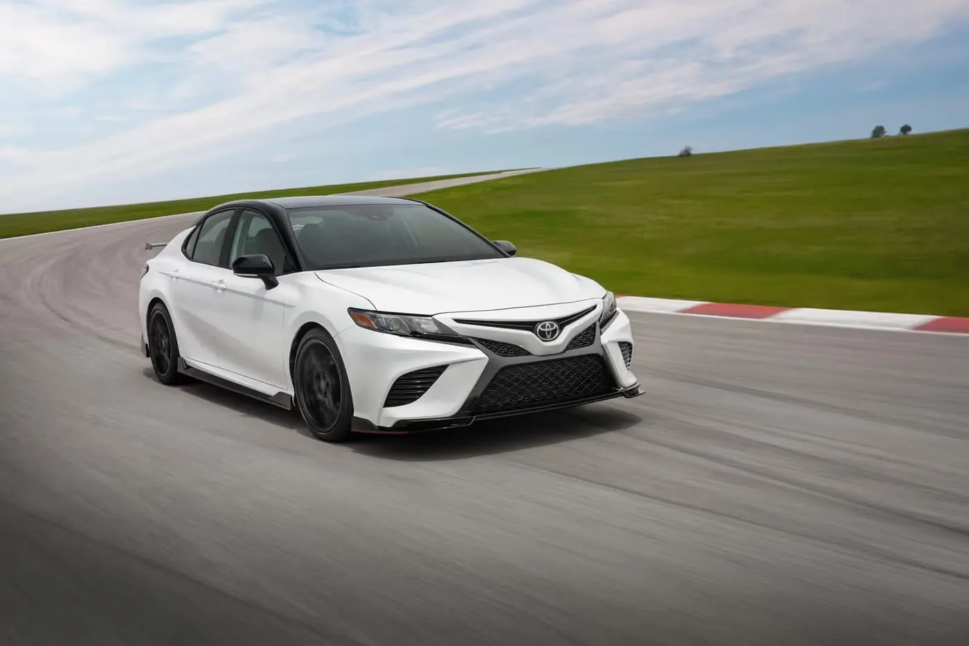 Toyota Camry — compramos tu vehículo en Dallas
